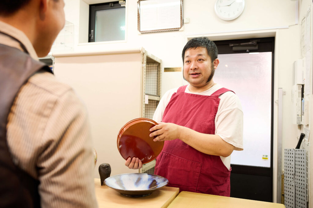 食器館